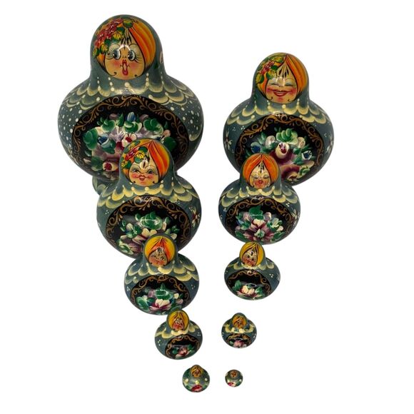 Russian Nesting Dolls 10Pcs Matryoshka Wooden Handmade Hand Painted Lacquered